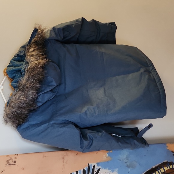 BNWT Unisex Small Columbia Winter Coat (Youth) - Picture 2 of 5